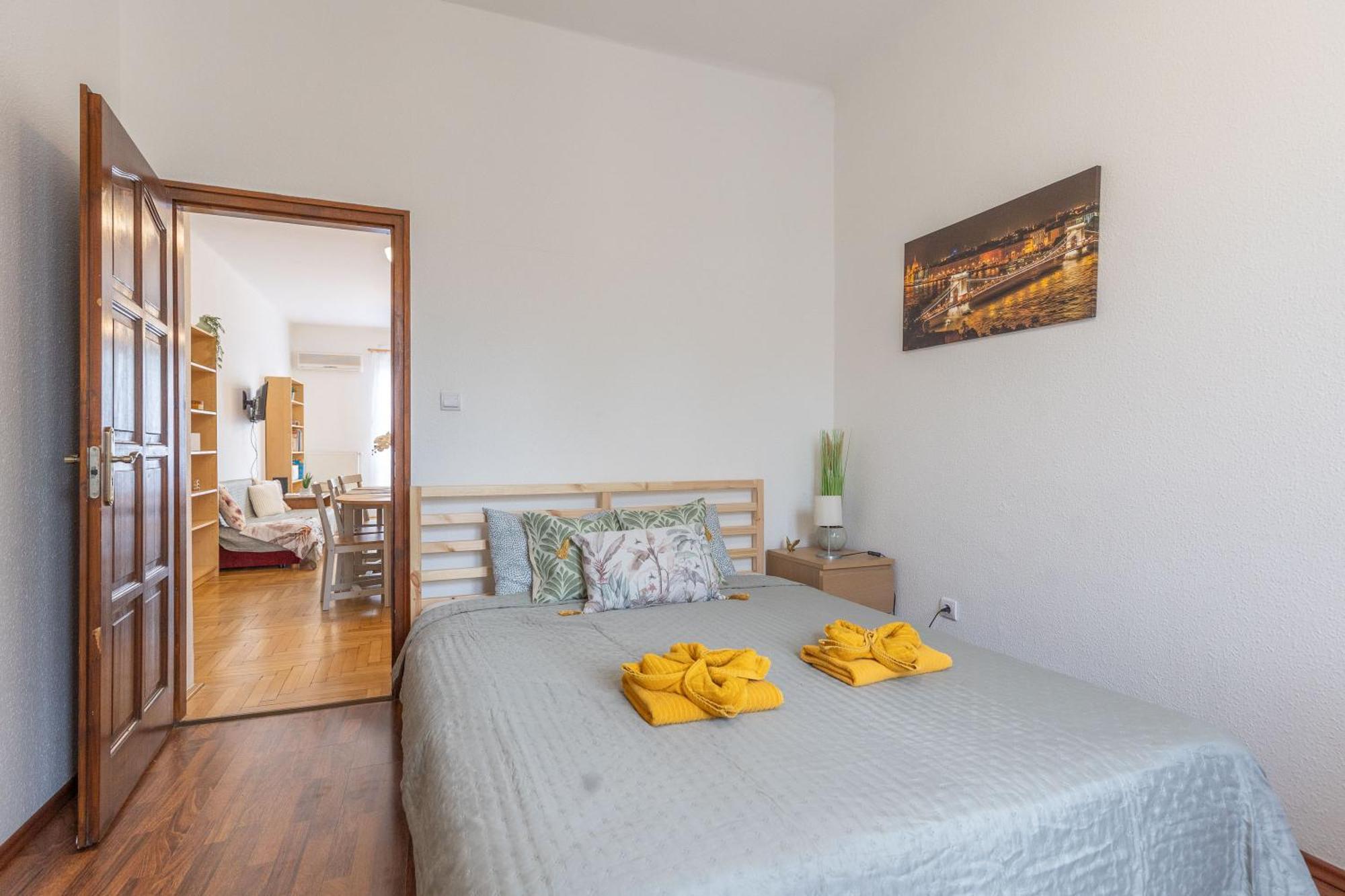 Riverside Balcony Apartment With View To Danube Βουδαπέστη Εξωτερικό φωτογραφία