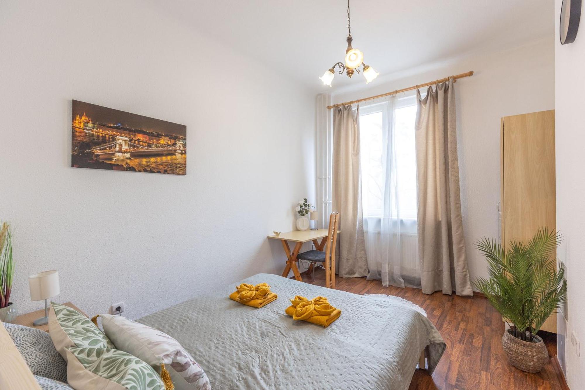 Riverside Balcony Apartment With View To Danube Βουδαπέστη Εξωτερικό φωτογραφία