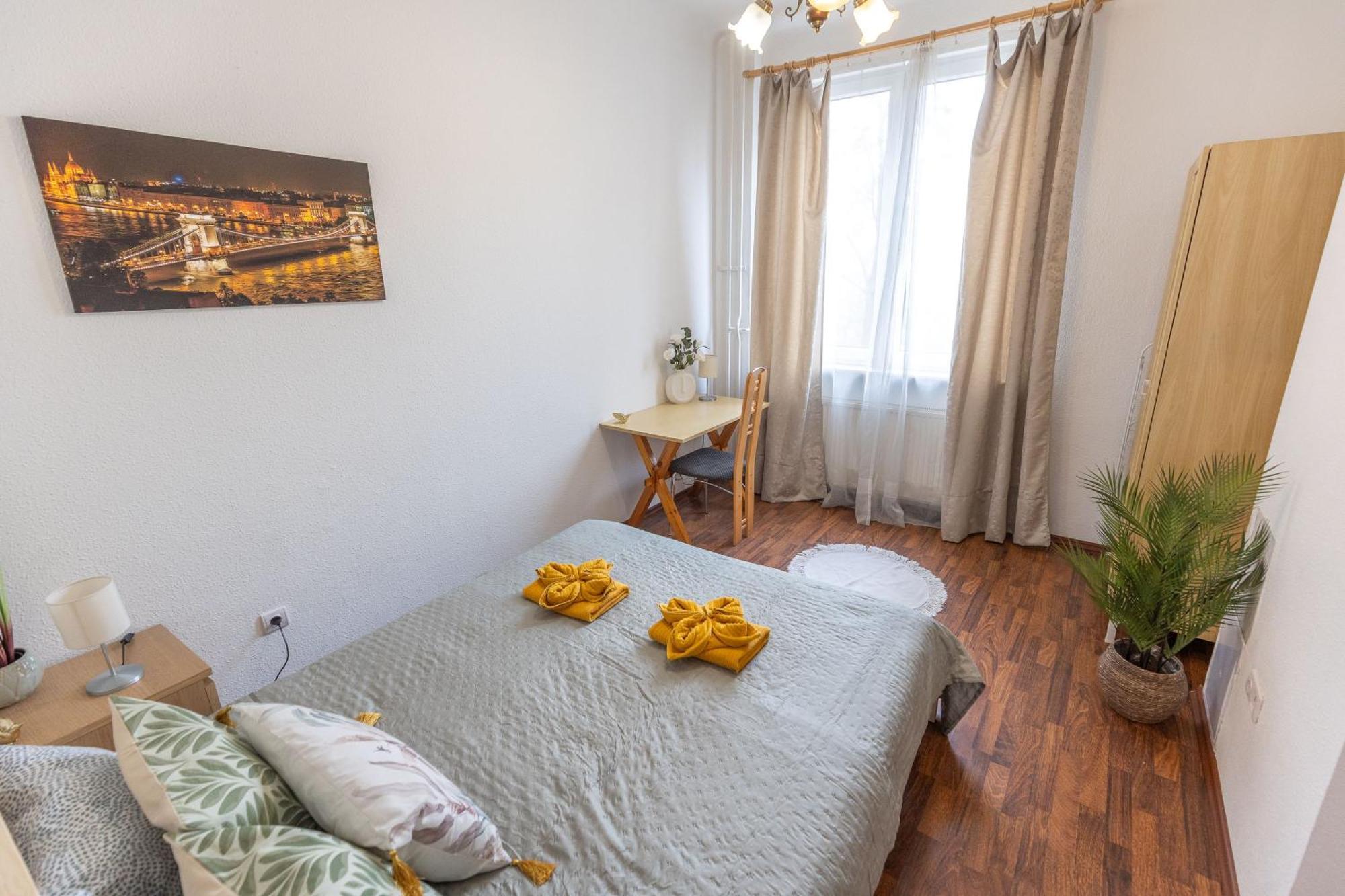 Riverside Balcony Apartment With View To Danube Βουδαπέστη Εξωτερικό φωτογραφία